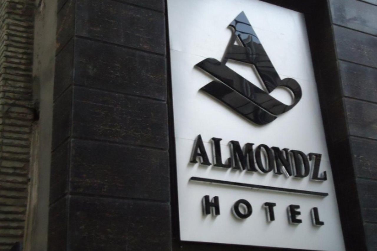 Almondz Hotel Νέο Δελχί Εξωτερικό φωτογραφία