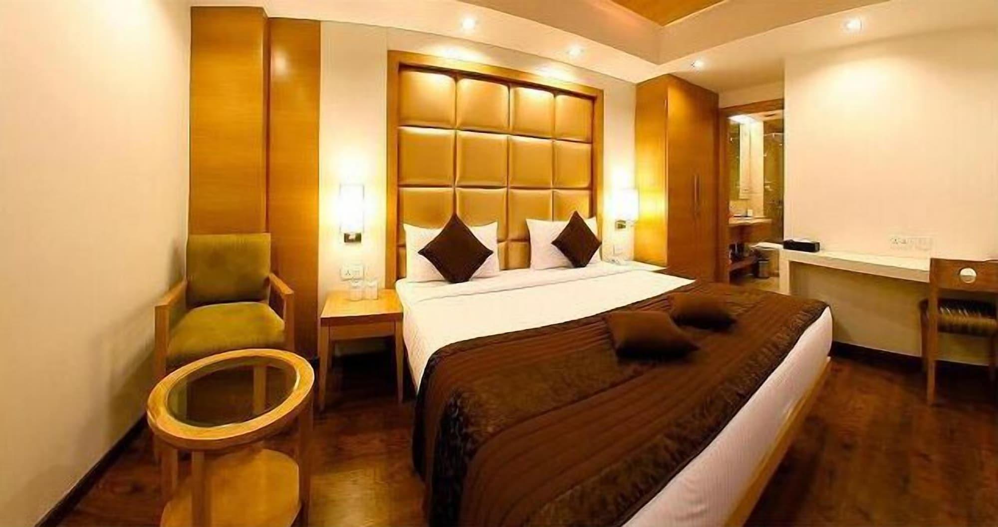 Almondz Hotel Νέο Δελχί Εξωτερικό φωτογραφία