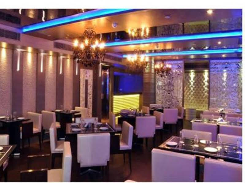 Almondz Hotel Νέο Δελχί Εξωτερικό φωτογραφία