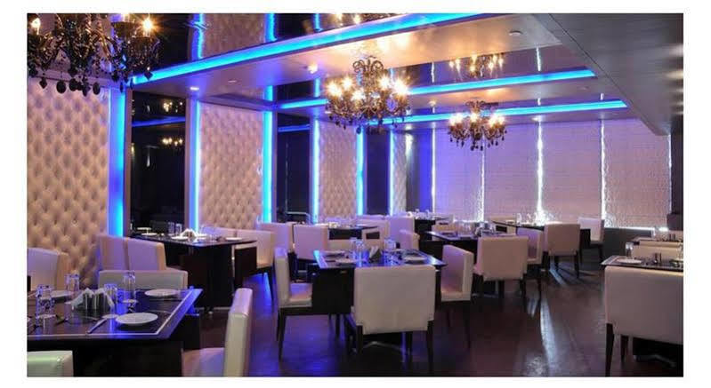 Almondz Hotel Νέο Δελχί Εξωτερικό φωτογραφία